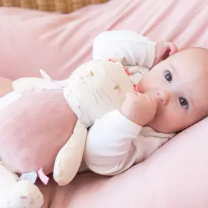 Musical cat plush toy Trois Kilos Sept image-1