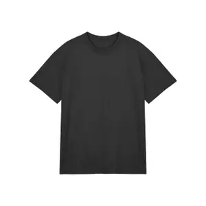 T-shirt True Blanks image-0