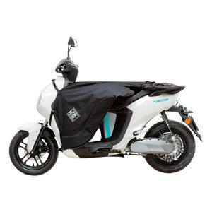 407491130-copriscooter-tucano-urbano-termoscud-easy-e19-nero-tu
