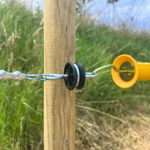 Accessoire pour clôture isolateurs double ancrage Ukal Classic (x8) image-1