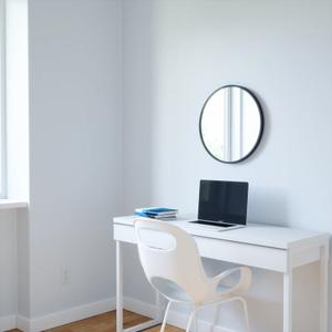 Wall mirror Umbra Hub image-1