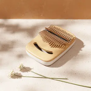 Kalimba Umbra Strumba image-1