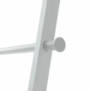 escalera de almacenamiento Umbra Leana image-4