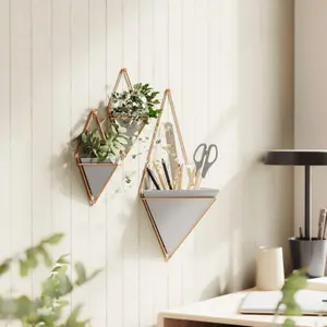 Wide wall screen planter Umbra Trigg image-1