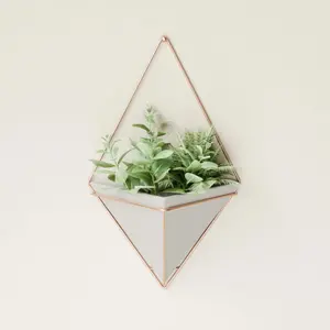 Wide wall screen planter Umbra Trigg image-3