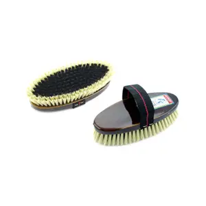 Reitbürste mit Holzgriff Umbria Equitazione image-0