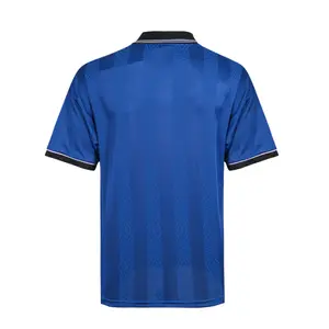 T-Shirt Umbro Boxy image-1