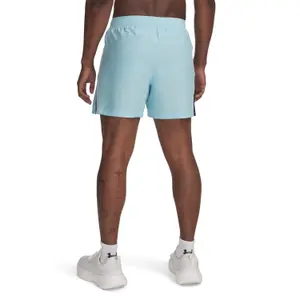 Short polyester Under Armour Launch image-1
