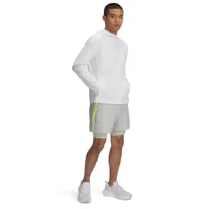 2 in 1 shorts Under Armour Launch image-1