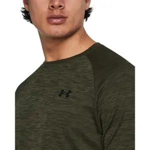 Camiseta Under Armour Tech Textured image-4