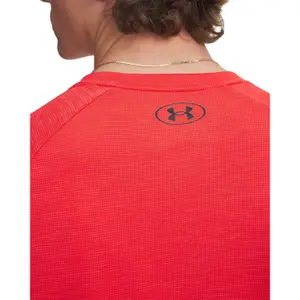 Camiseta Under Armour Tech Textured image-5