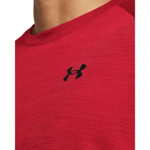 Camiseta Under Armour Tech Textured image-4
