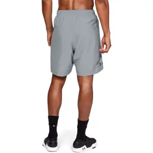Short Under Armour Woven Graphic image-3