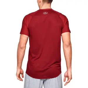 Camiseta Under Armour MK-1 image-3