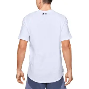 Camiseta Under Armour Charged Cotton® image-3