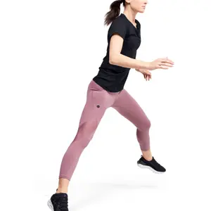 Camiseta de mujer Under Armour RUSH™ Seamless image-3