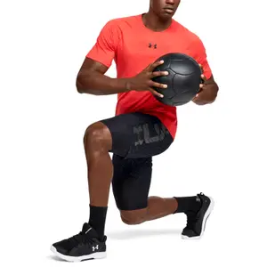 Short Under Armour Woven Graphic Emboss image-3