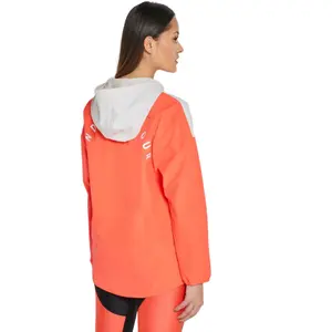 Anorak de mujer Under Armour RECOVER™ Woven image-2