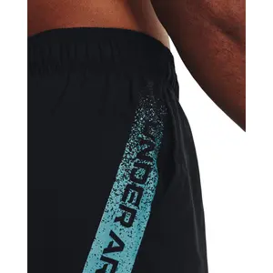 Patterned woven shorts Under Armour image-5