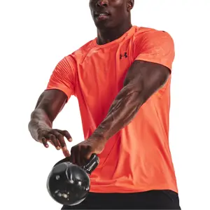 Camiseta Under Armour Rush Emboss image-1