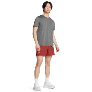 Short Under Armour Launch image-2