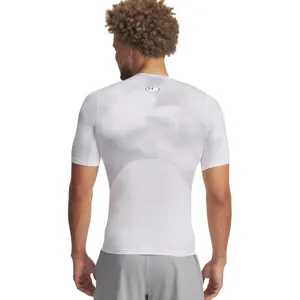 Camisola Under Armour HeatGear image-1