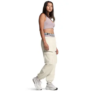 Women's shorty Under Armour HeatGear® image-4