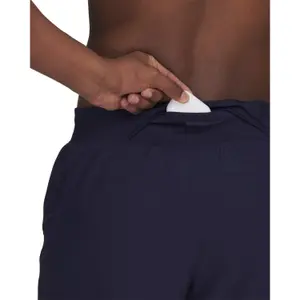 Pantalón corto Under Armour Launch Pro image-3