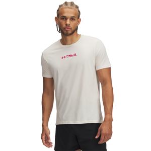 1389812-279-t-shirt-under-armour-run-graphic-grey