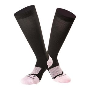 usp08-noir-gris-socks-under-shield-peak-black-grey