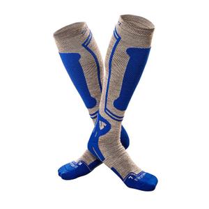 uswa02-gris-blue-socks-under-shield-alpina-grey-blue