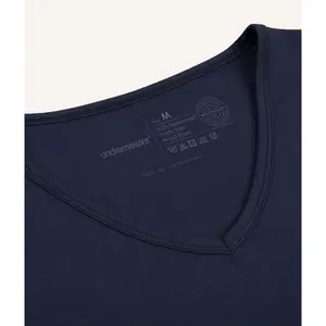 V-neck T-shirt Undiemeister image-3