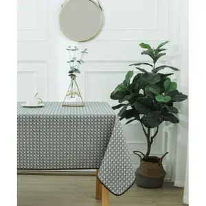 Prostokątny obrus z nadrukiem zapobiegający powstawaniu plam Univers Décor Manon image-1