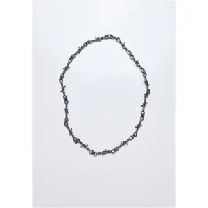 Collier fil de fer barbelé Urban Classics image-0