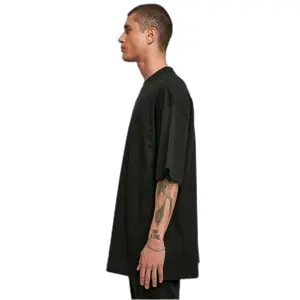 T-shirt Urban Classics Huge GT image-4