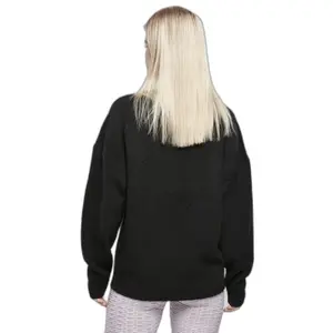Saltador feminino Urban Classics Chunky Fluffy image-1