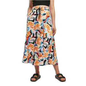 Mid-length skirt in satin aop woman Urban Classics image-4