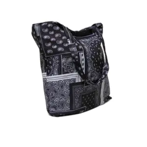 Tote bag with bandana motif Urban Classics Patchwork image-2