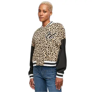 Overdimensioneret jakke til kvinder Urban Classics AOP College image-1