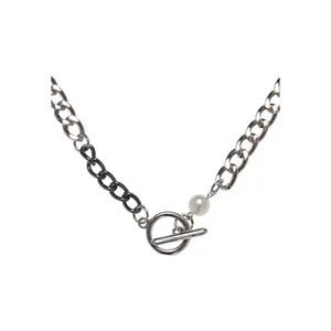 Necklace Urban Classics Pearl Fastener image-1