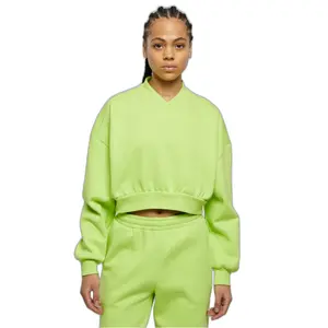 Sweatshirt col V grandes tailles femme Urban Classics image-0