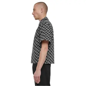Camisa boxy estampada Urban Classics image-2