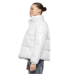 Plumífero corto reciclada mujer Urban Classics image-3