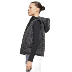Women's Urban Classics Super Light Quilted Vest image-3