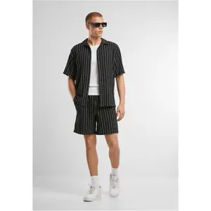 Short Urban Classics Resort striped image-1
