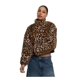 Veste cropped femme Urban Classics image-1