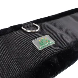 Nylon dressage girth with padding USG image-4