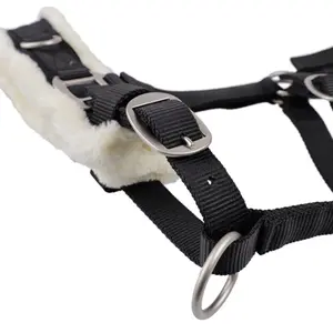 Nylon horse cavesson with artificial fur USG image-2