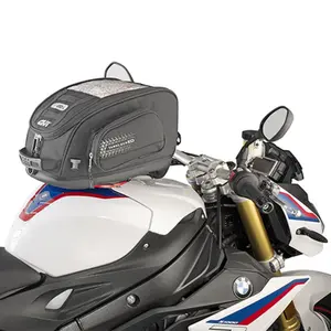 Tanklocked tank bag Givi UT809 image-2