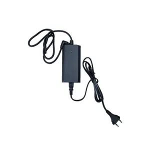 Chargeur de batterie compact UTO